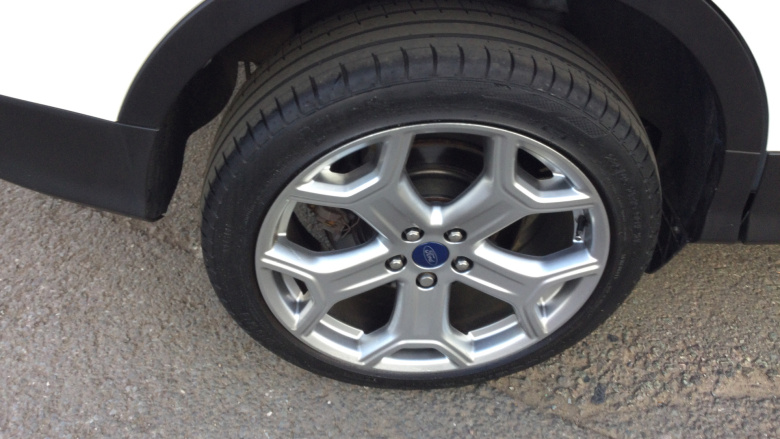 Ford Kuga 2.0 TDCi Titanium Edition 5dr 2WD Diesel Estate